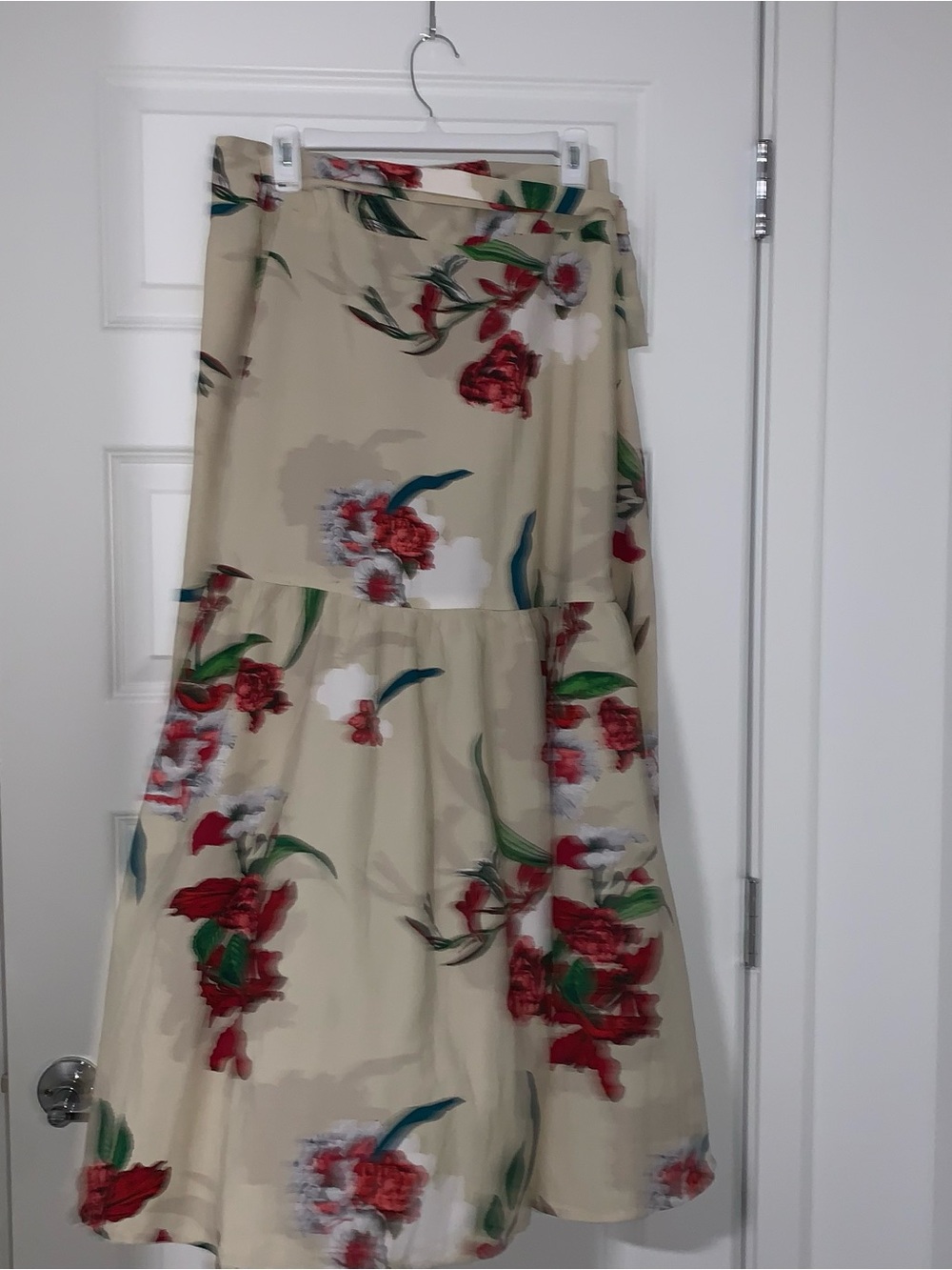 Floral Wrap Skirt in Beige with Red & Green - Picture 3 of 6